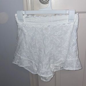 Do+Be eyelet shorts